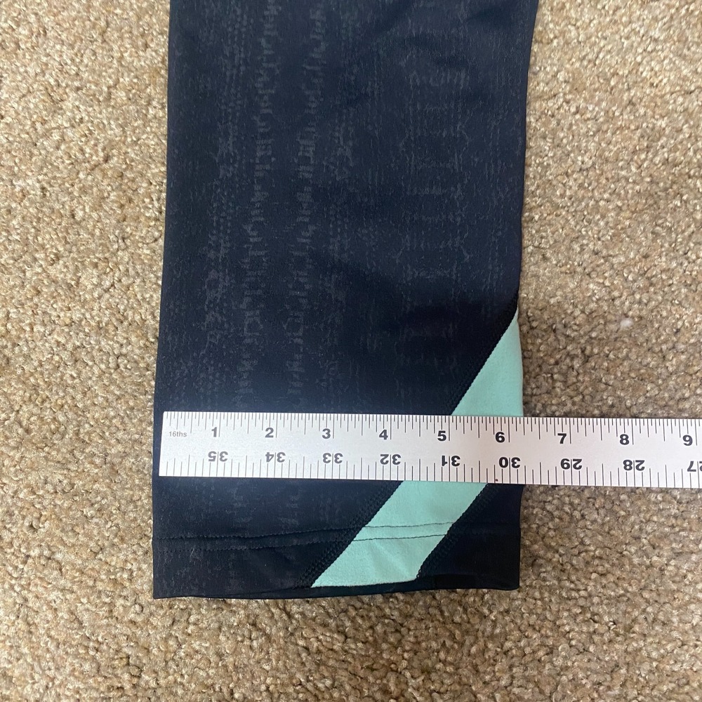 Under Armour Capri Workout Leggings Gym Run Fitted Womens Large Black Mid Rise - Picture 10 of 12